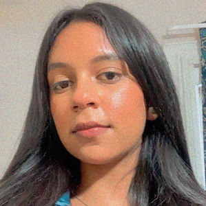 Meet your Posher, Flora